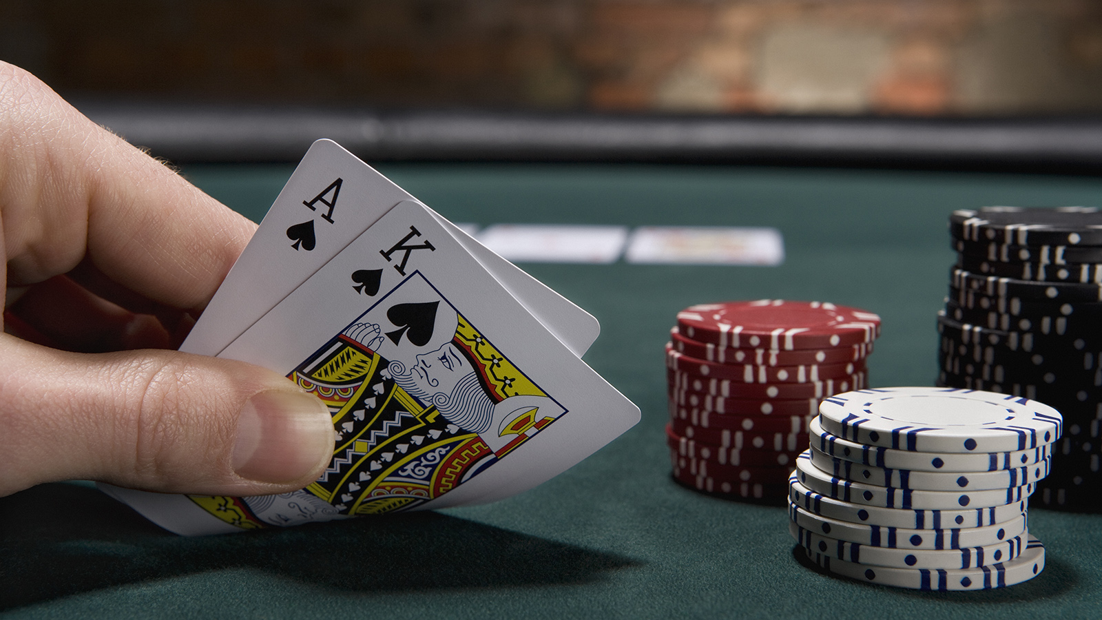 how-to-play-blackjack-lead
